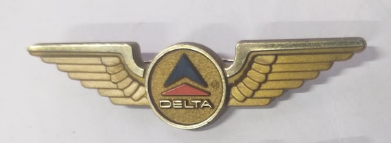 Vintage Delta Airlines Pilot Pin Gold Spinning Propeller Wings 