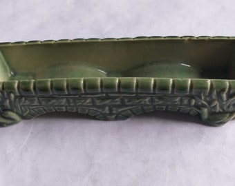 Vintage WADE green Bridge, Small ceramic planter with ducks on 6 x 1.5 "Wade England Regd. in GT. Britain no. 871653 on base.