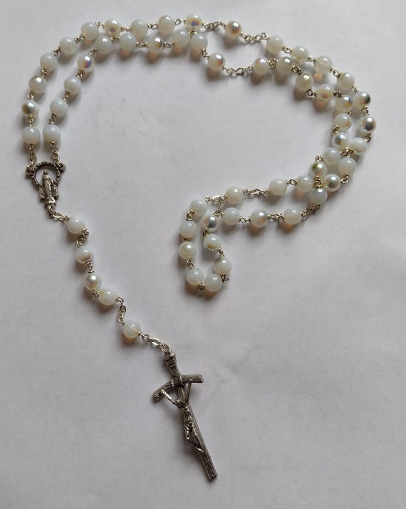 Catholic Pearl Rosary the Necklace Has a Diameter of 24 Cm