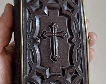 Bread of Angels (Brot der Engel) - Compleet gebeds- en devotieboek voor katholieken. Boek in een koperen kaft met koperen sluiting. Jos Thum 1889