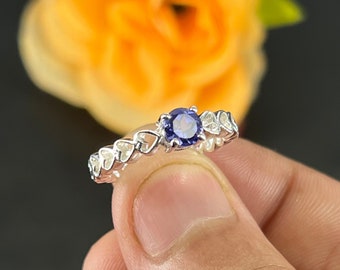 Round Cut Tanzanite Solid 925 Sterling Silver Ring For Women, Handmade Round Stone Dainty Vintage Design Ring For Wedding Anniversary Ring