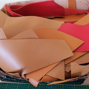 Italian Full Grain Leather Scraps: Smooth Semi-Gloss Cowhide (2mm/5-6 oz)