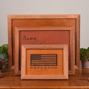 Plaque de devis personnalisée | Enseigne rustique bohème personnalisée en cuir et bois | Panneau de mariage de famille | Cadeau d'anniversaire de naissance | Carte-cadeau en cuir