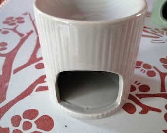 Ceramic melt burner and soy wax tea light candles