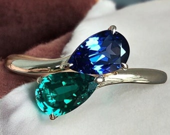 Toi Et Moi Ring Green Emerald Pear Cut Blue Sapphire Wedding Ring Two Stones Engagement Ring Rose Gold Unique Birthday Anniversary Gift