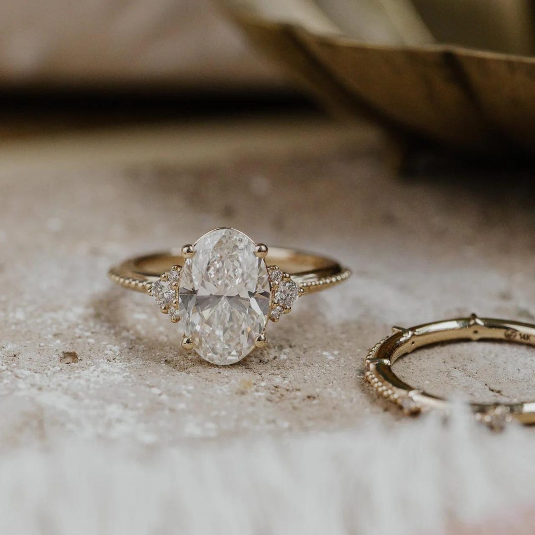14k Gold Oval Moissanite Engagement Ring: Three Stone Wedding Ring - Etsy