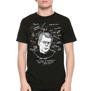 スティーブン・キング小説Tシャツ / 100%コットンTシャツ / メンズ・レディース 全サイズ (yw-175)