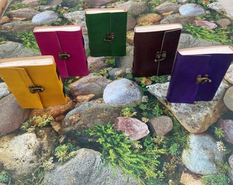 Pack Of 5 Plain Leather Journal, book of shadows, Vintage Leather Journal,  Five Color Pack Best Leather Grimoire  Gifts For Him