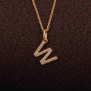Collar W de oro de 14 quilates / Colgante W de diamantes / Collar de oro amarillo hecho a mano / Elegante joyería de boda / Collar con letra inicial / Regalo para amor.