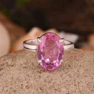 Kunzite Quartz Ring, 925 Sterling Silver Handmade Ring, Pink Kunzite Big Gemstone Ring, Healing Crystal Women Ring, Oval Shape Ring For Her.