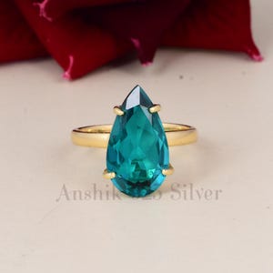 Colombian Emerald Engagement Ring, Large Gemstone Ring, Pear Cut Emerald Ring, 925 Sterling Silver Ring, Prong Set Designer Ring For Sister.