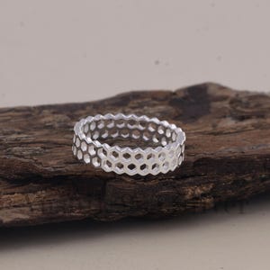 925 Sterling Silber Waben Ring - Handgemachter Minimalistischer Schmuck - Mama Silber Ring - Einzigartiges Geschenk für Sie.