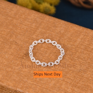 Precious Chain Ring / Beautiful Delicate Chain Ring