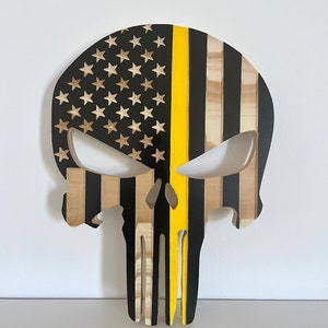 Castigador de madera tallada, bandera estadounidense línea de oro amarillo delgado, despachador conductor de grúa primer respondedor Regalo de jubilación de aniversario
