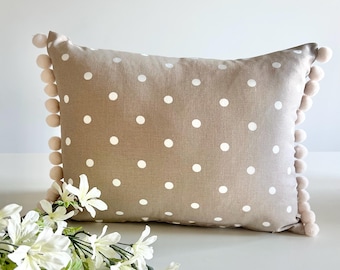 Beige spotty cushions/covers