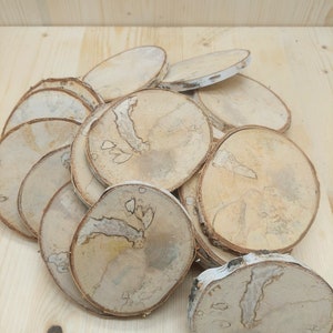 Dischetti di legno diametro 18 x 20 spessore 2 cm con corteccia 1