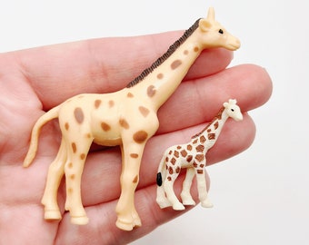 2pc Giraffes, Large and Mini, Diorama Supplies, Small Plastic Animals, Craft Supplies, Fairy Garden, Woodland, Miniatures, Terrarium Figure