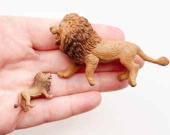 2pc Lions, Large and Mini, Diorama Supplies, Small Plastic Animals, Craft Supplies, Fairy Garden, Woodland, Miniatures, Terrarium Figure