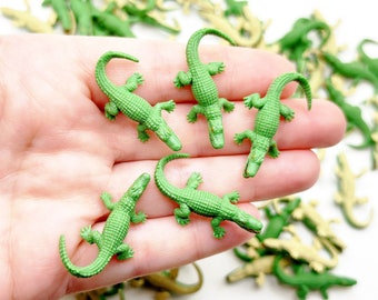 5pc Miniature Alligator Figurines, Tiny Mini Figure, Diorama Supplies, Terrarium, Crocodile Figurine, Miniatures, Buffalo Figurines, Micro
