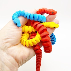 3d Printed Snake Articulated Snake Animals 3D Printed Desk Pet Stim Toy Stocking Stuffer Occupational Therapy Fidgets Kidcore Dragon Rainbow