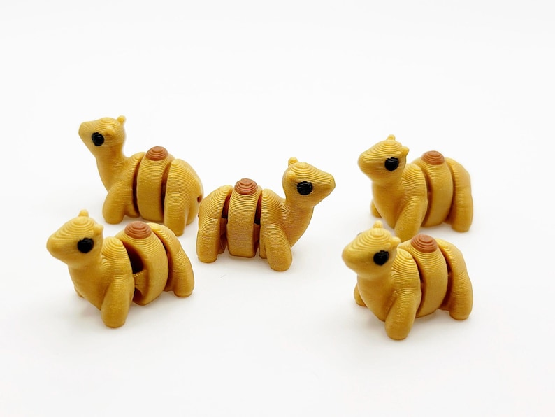 Mini Action Camel Mini Articulated Camel Fidgets 3D Printed Safari Animals Miniatures ...