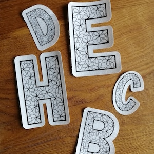 Stick- Aufkleber zum Auswaschen, Stickvorlage Buchstabe, floraler Buchstabe, Stick & Stitch, Patches, Sticker, Stickmuster für Anfänger