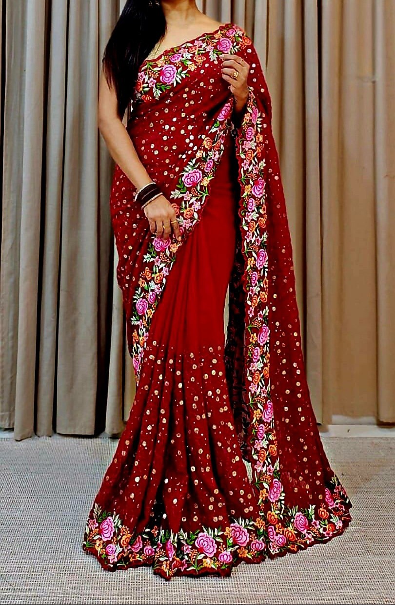 Georgette rose flower designed border saree