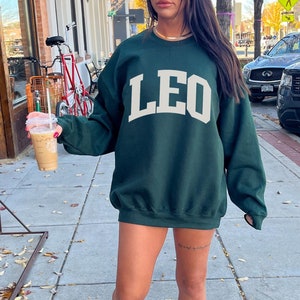 Leo Sweatshirt Leo Gifts Zodiac Sweatshirt Trendy Crewneck Astrology Sweater Aesthetic Hoodie Preppy Clothes Vsco Hoodie Leo Zodiac Gifts