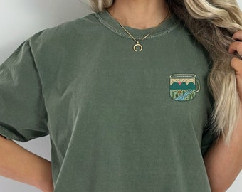 Haftowana koszulka kempingowa Granola Girl Clothes Comfort Colours National Park Tshirt Prezenty dla miłośników przyrody Haftowana koszulka turystyczna Outdoor Tee