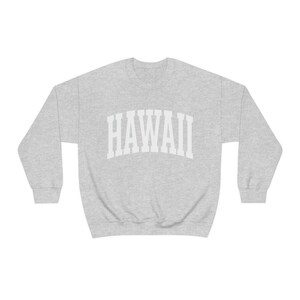Hawaii Sweatshirt Hawaii Crewneck Hawaii Hoodie Aloha Shirt Beachy Sweatshirt University of Hawaii Varsity Sweatshirt Surf Vacation Sweater image 3