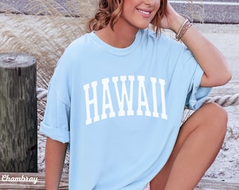 Aloha Shirt Hawaii Shirt Hawaii Sweatshirt University of Hawaii Varsity Shirt Surfing Tee Beachy Summer Vacation Shirt Preppy Tshirt