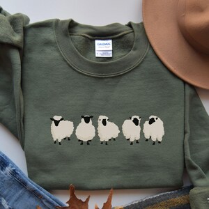 Sheep Sweater Sheep Sweatshirt Sheep Gifts Animal Sweatshirt Sheep Shirt Animal Sweater Cute Animal Crewneck Farm Animal Shirt