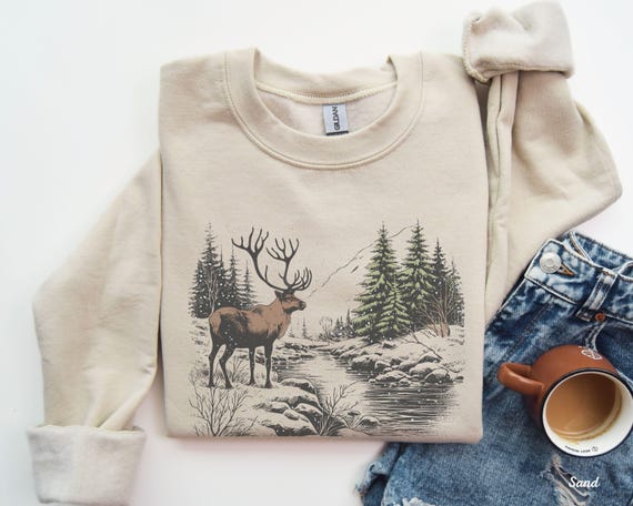 Vintage Style Wildlife Sweatshirt Retro Deer Wilderness Sweater National Park Crewneck Forest Animals Fall Winter Sweatshirt Pine Tree Shirt