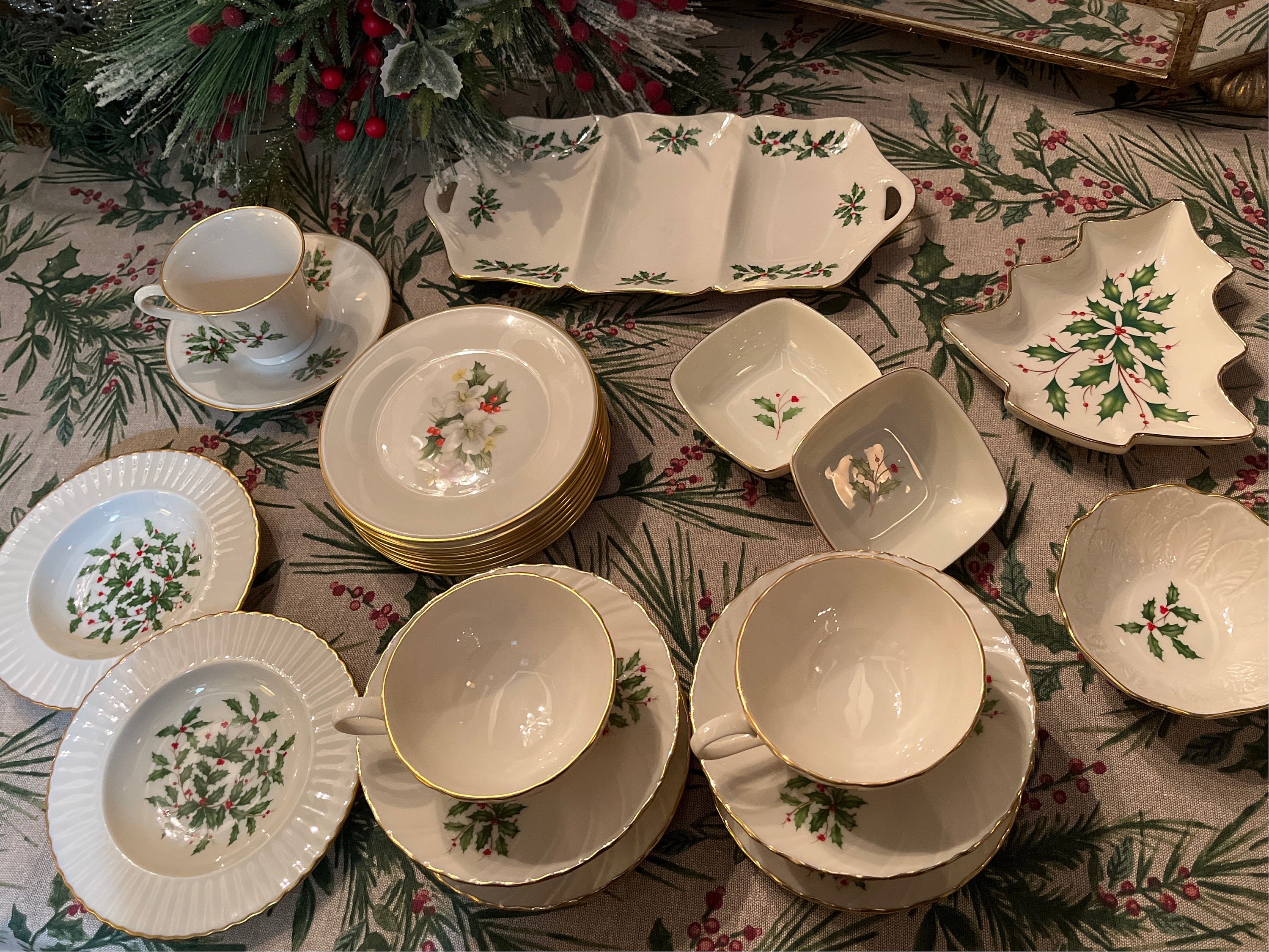Lenox HOLIDAY Christmas China - Multi Pieces - You Pick