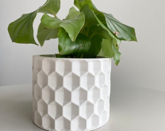 Honeycomb Jesmonite Plant Pot: Modern Minimalist Home Decor