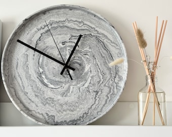 Marble Effect Jesmonite Clock: Silent Quartz, Modern Minimalist