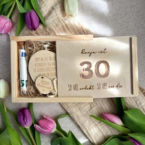 30 Geburtstag Frau Geschenk personalisiert | Geldgeschenk Box aus Holz | besonderes Geburtstagsgeschenk Freundin Schwester Frau