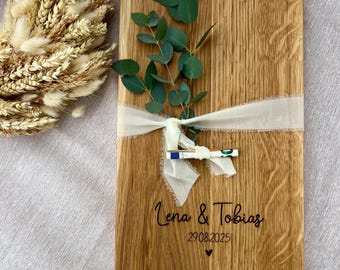 Personalisiertes Hochzeitsgeschenk – Holzbrett mit Gravur Namen & Datum – Geschenk zur Trauung