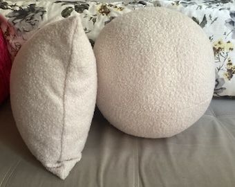 Round Soft Pillow Cover, Boucle  circle trend pillow,  teddy pillow fabric pillow, Boucle pillow cover, Boucle pillows, Christmas pillows