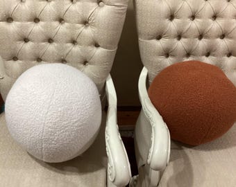 Home decor : Trend sphere Boucle pillow, ball puffy round cushion, decorative textured soft cushions gift for Christmas