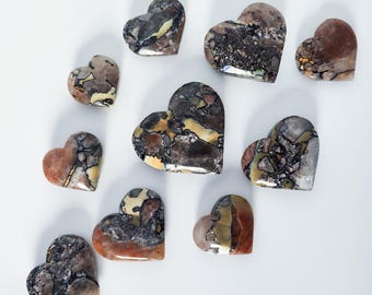 Talla de cristal en forma de corazón de ágata con mosaico brasileño