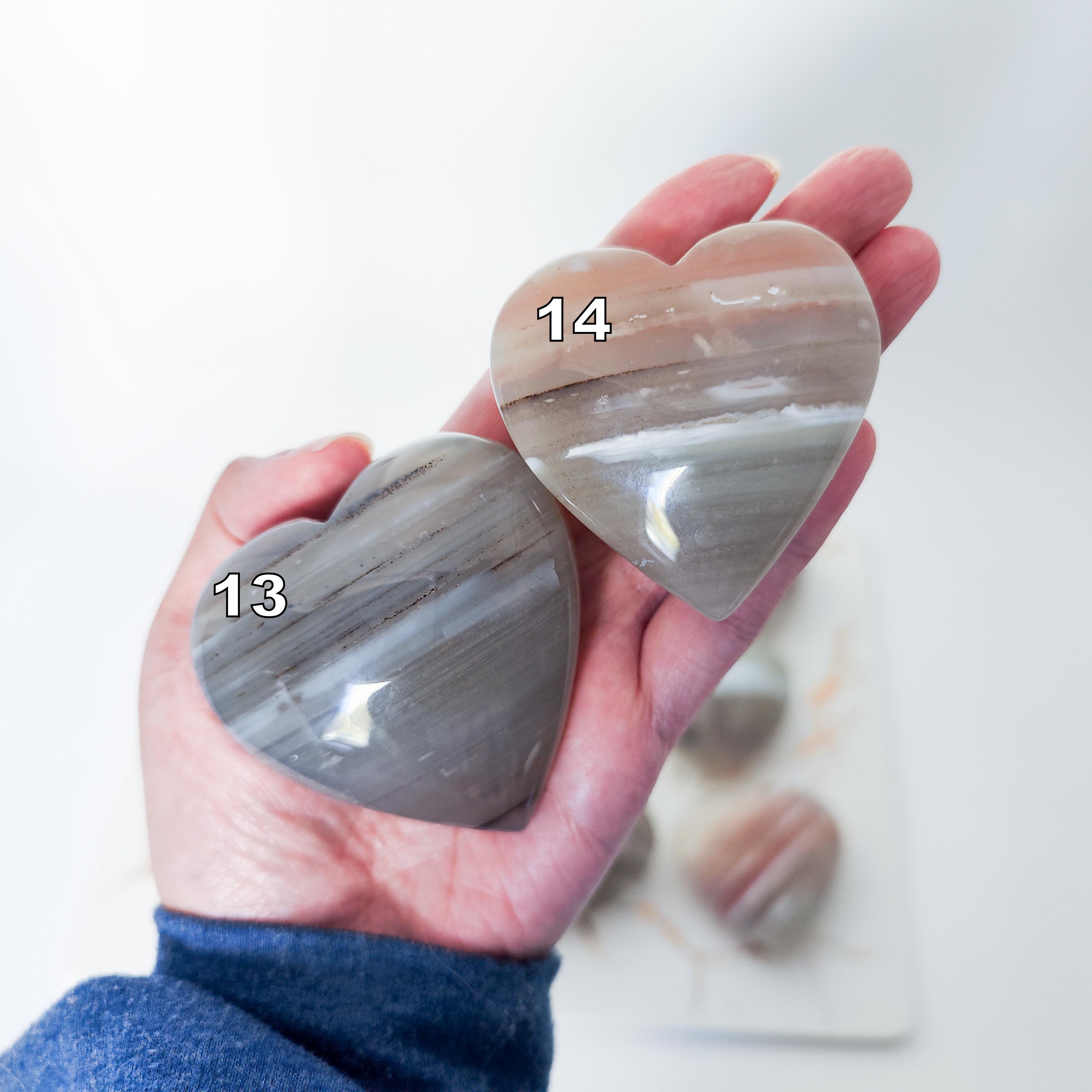 赤い縞模様の瑪瑙のハートのクリスタル彫刻 - Etsy 日本