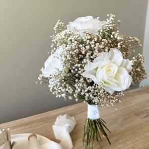 Bridal Flowers White Wedding Bouquet Dried Baby’s Breath Artificial Roses Rustic Wedding Bridesmaid Flower Girl Dry Gypsophila