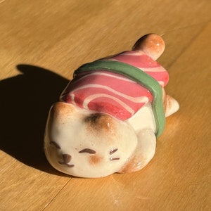 Cute Sushi Cat Desk Buddy | Kawaii Sushi Cat Figurine | Handmade Aesthetic Clay Nigiri Cat