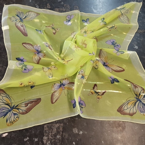 Ladies Small Sheer Green Chiffon Feel Butterfly Insect Print Neck Scarf 50cm x 50cm