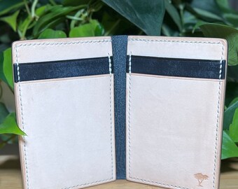 Pfeiffer Wallet / Navy Pueblo and Natural Veg Tan Italian Leather Bifold Wallet / 7 bolsillos