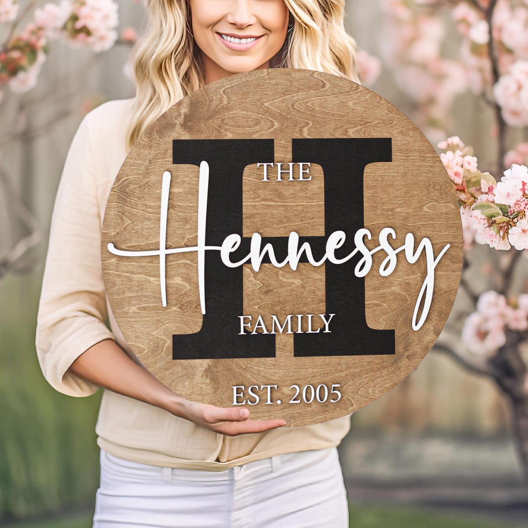Personalized 3D Family Name Sign, Round Wood Monogram, Wedding Gift - Etsy
