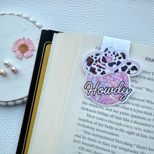 Howdy Magnetic Bookmark, Cow Print Cowboy Hat & Disco Ball, Western Aesthetic Book Lover Gift