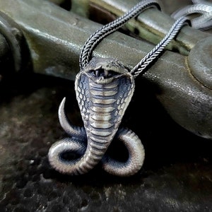 Cobra 3D Silver Snake Pendant, 925k Sterling Silver Handmade Jewelry, Spiritual Pendant for Men, Oxidized Silver Wildlife Animal Necklace