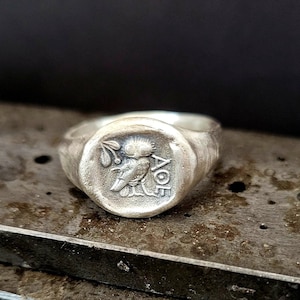 Zegelring Griekse uil | 925k sterlingzilveren ring met munt | Handgemaakte Athena-uilring | Godinnensieraden | Diepdrukring | Zilveren ring heren dames